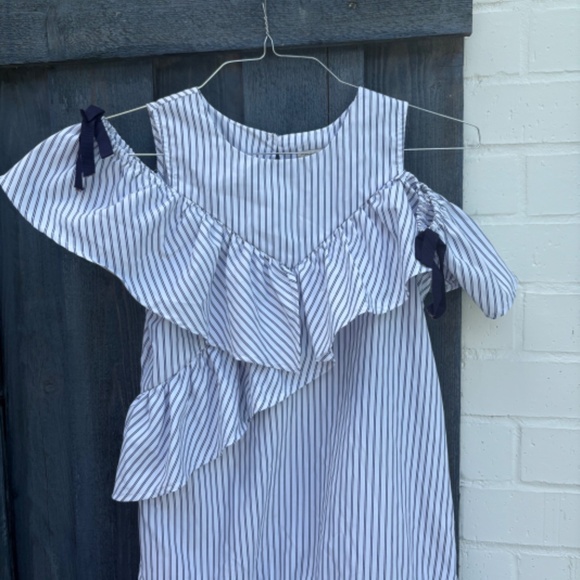 HABITUAL GIRL MULTI RUFFLE SHIFT DRESS- size 10 - Picture 2 of 4